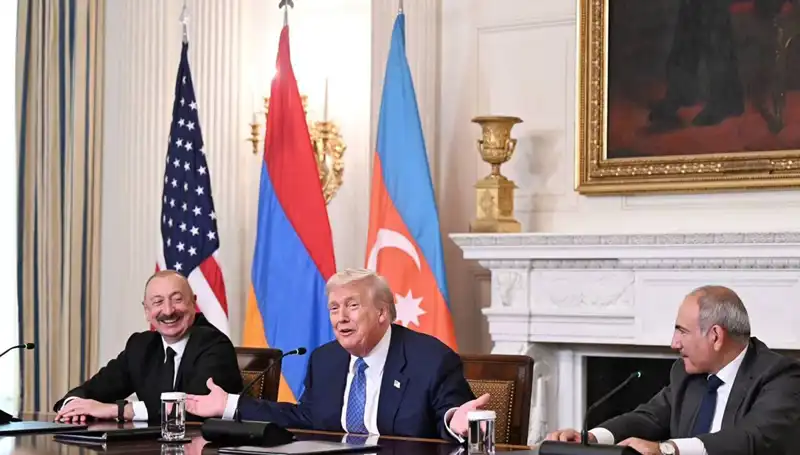 Aliyev, Ermenistan'a Anayasa Çağrısını Güncelledi: Zaman Kaybetmek Yok!