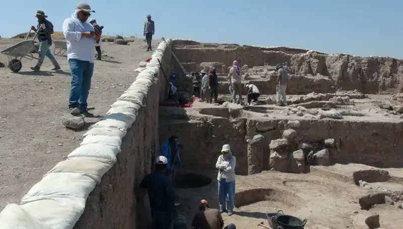 Kilis Oylum Höyük'te Sıcak Havaya Rağmen Kazı Çalışmaları Tüm Hızıyla Devam Ediyor!