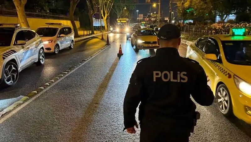 Huzur İstanbul Denetimlerinde Bin 5 Kişi Gözaltına Alındı: Neler Oluyor?