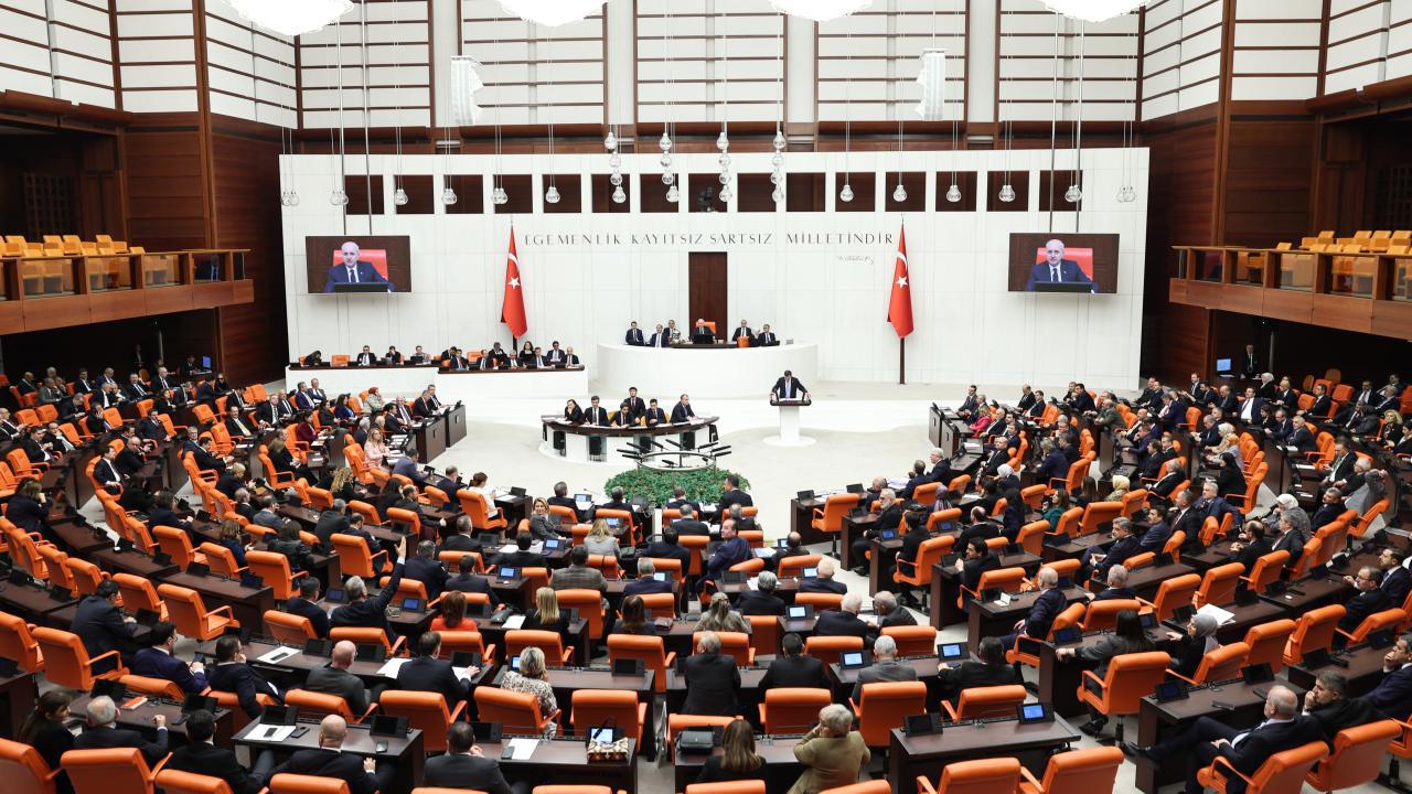 TBMM'de 2025'in gündemi 'yeni anayasa'
