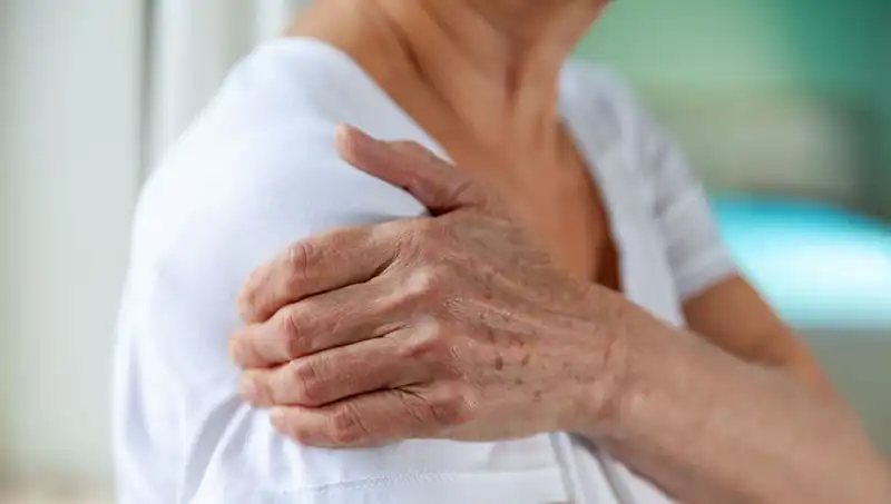 Akciğer Kanserinin Sessiz Belirtisi: Göz Ardı Edilmemesi Gereken İşaretler