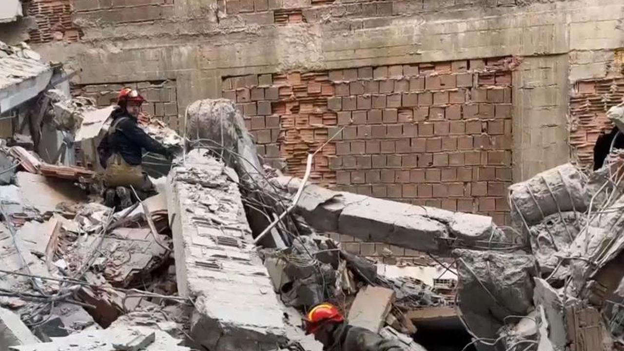 Güngören'de Yıkım Esnasında Çöken Bina: 2 İşçi Göçük Altında